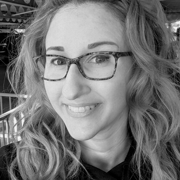 Meet your Posher, Kelsey - Picture 7 of 13